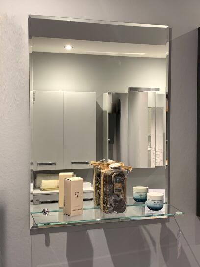 Zrcadlo 50 x 70 cm fazeta 10 mm polička MILANO